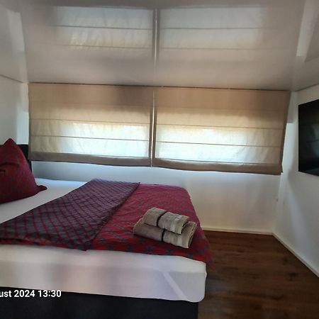 Ferienhaus Am See-2 Hungen Экстерьер фото